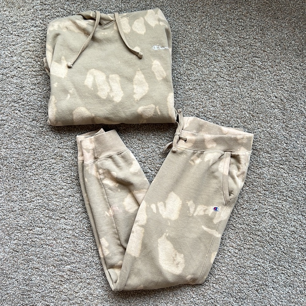 Champion sweatsuit set